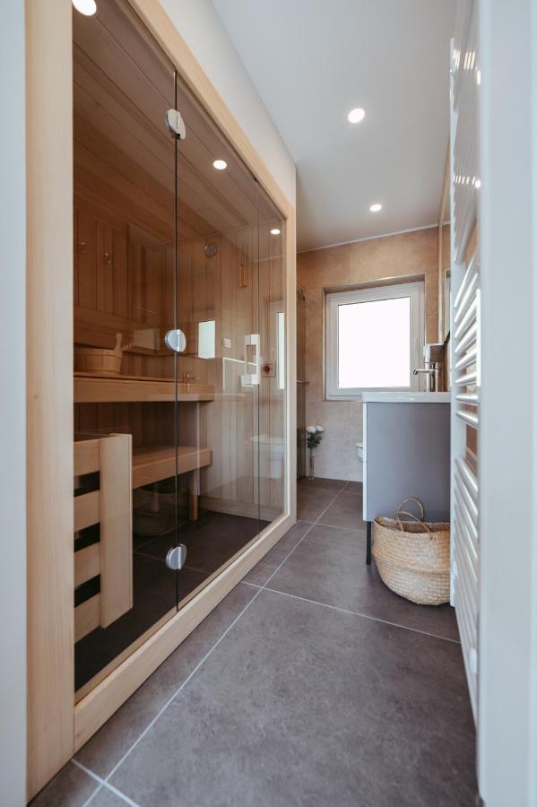 Apartment Oddih With Terrace And Private Sauna เบลด ภายนอก รูปภาพ